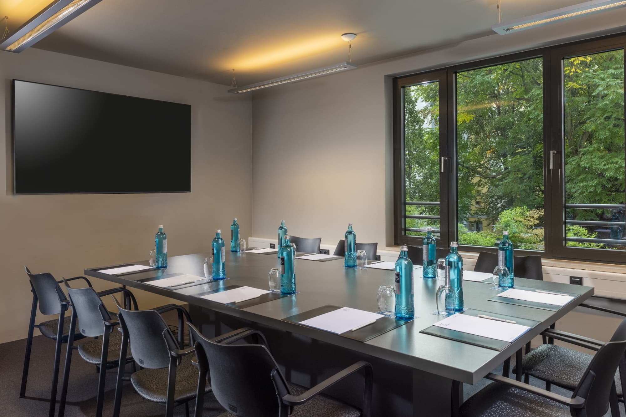 04 Meeting Rooms