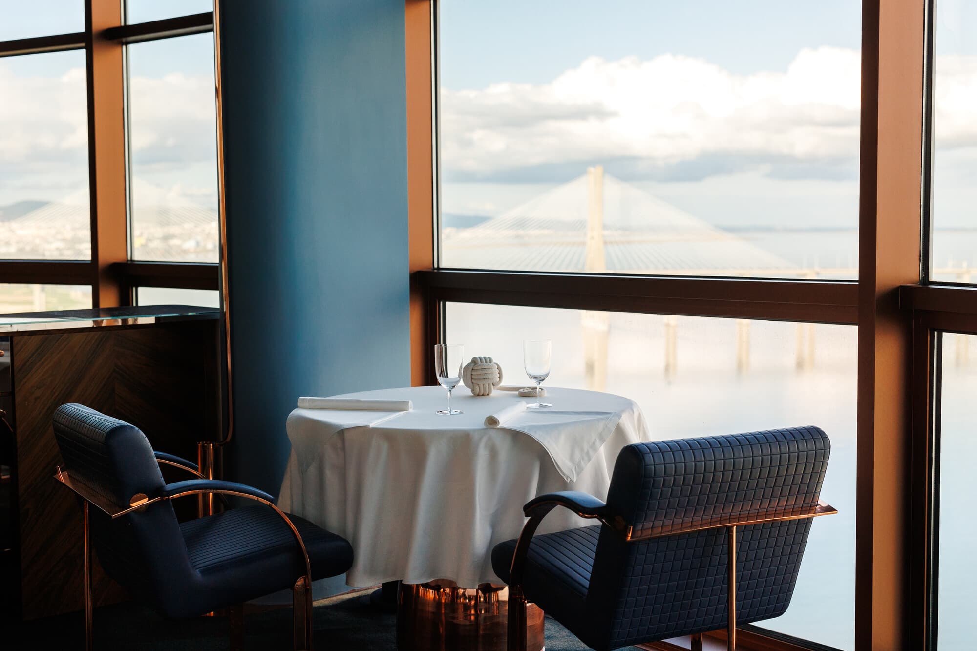 RESTAURANTE 2 ESTRELAS MICHELIN FIFTY SECONDS