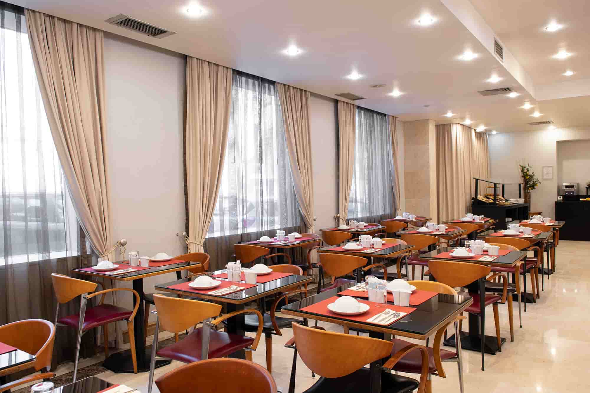 Sana Reno Hotel Breakfast Room