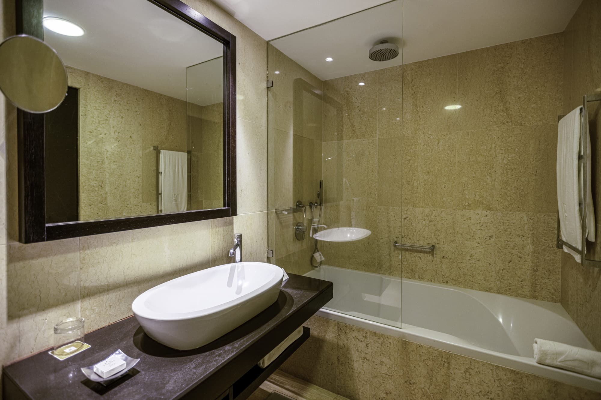 Epicsanaluanda Suite Premier 1Quarto 1