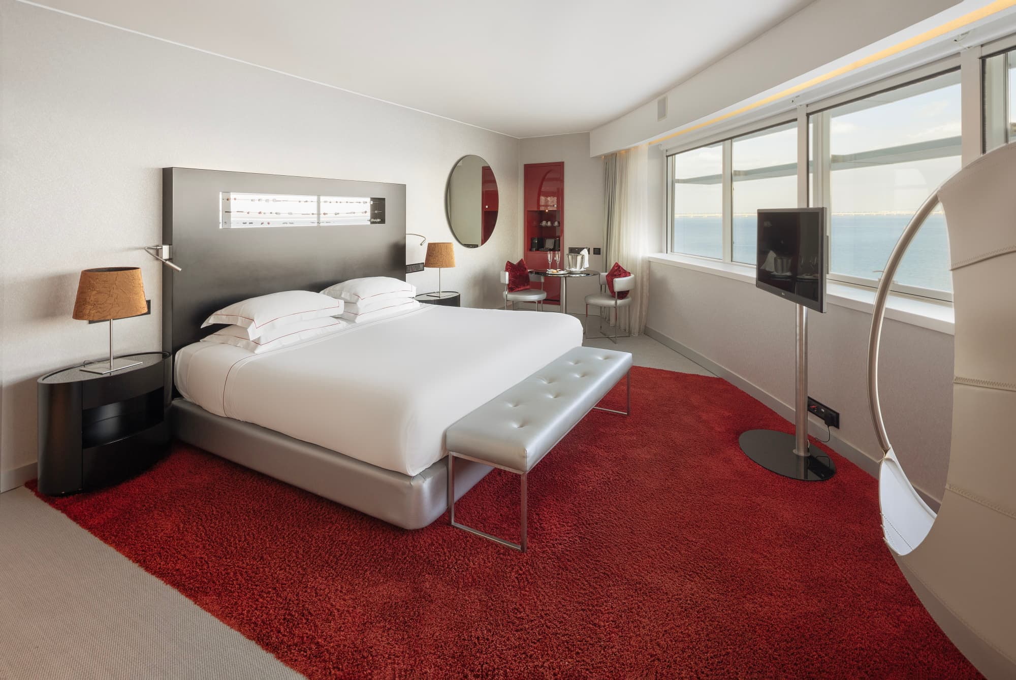 Premium Room