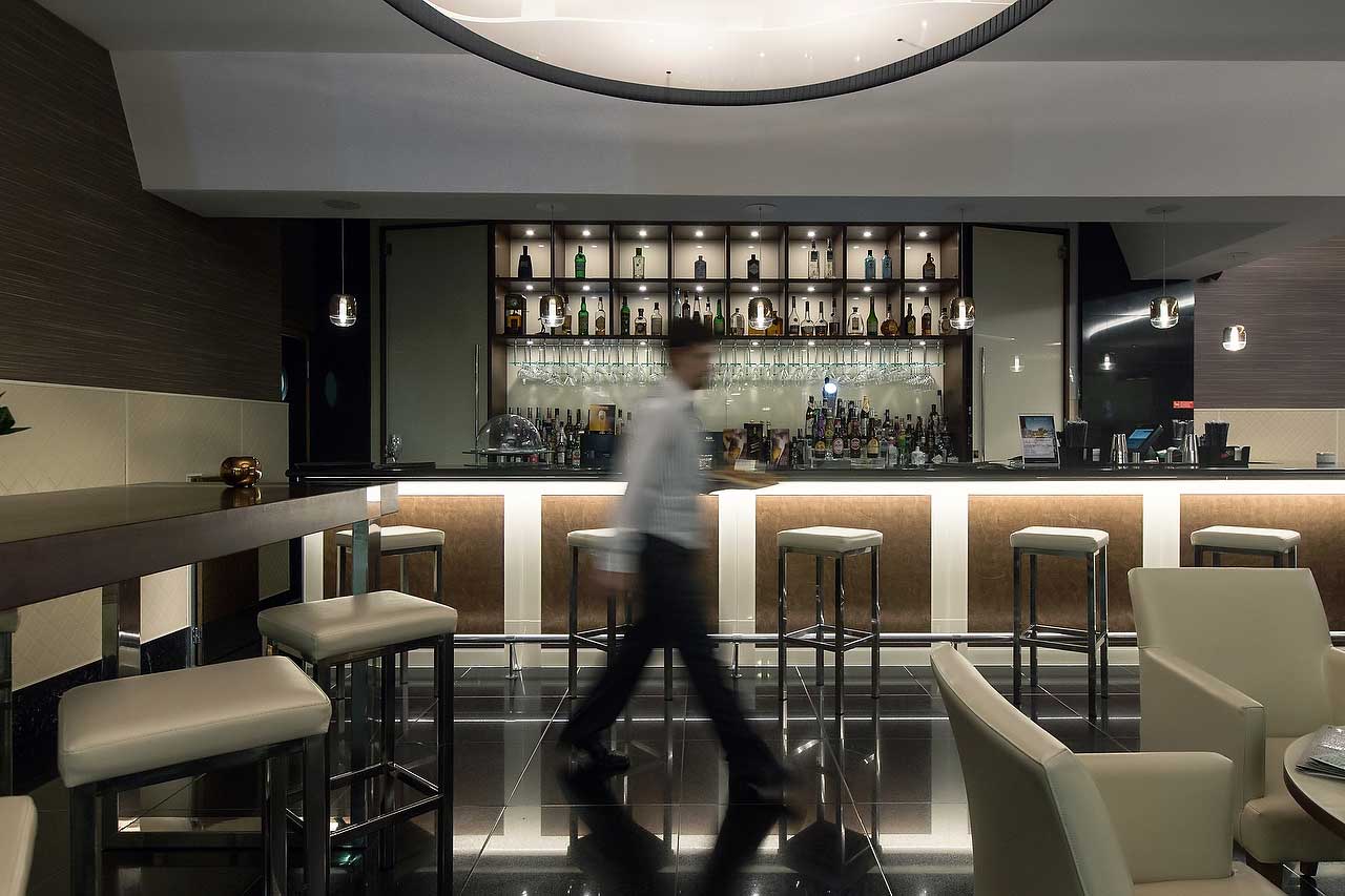 Wall Street Bar