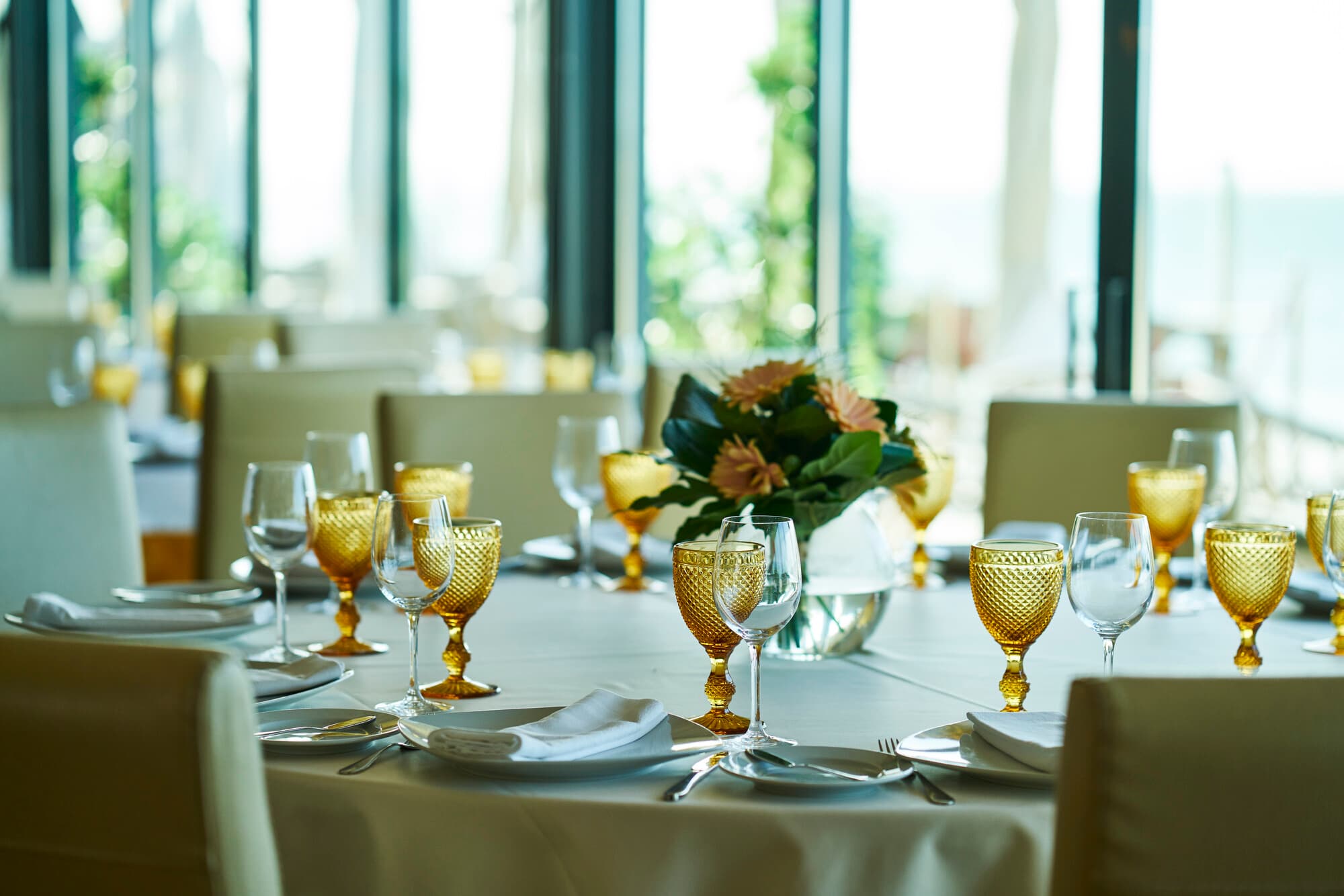 Table & Decor