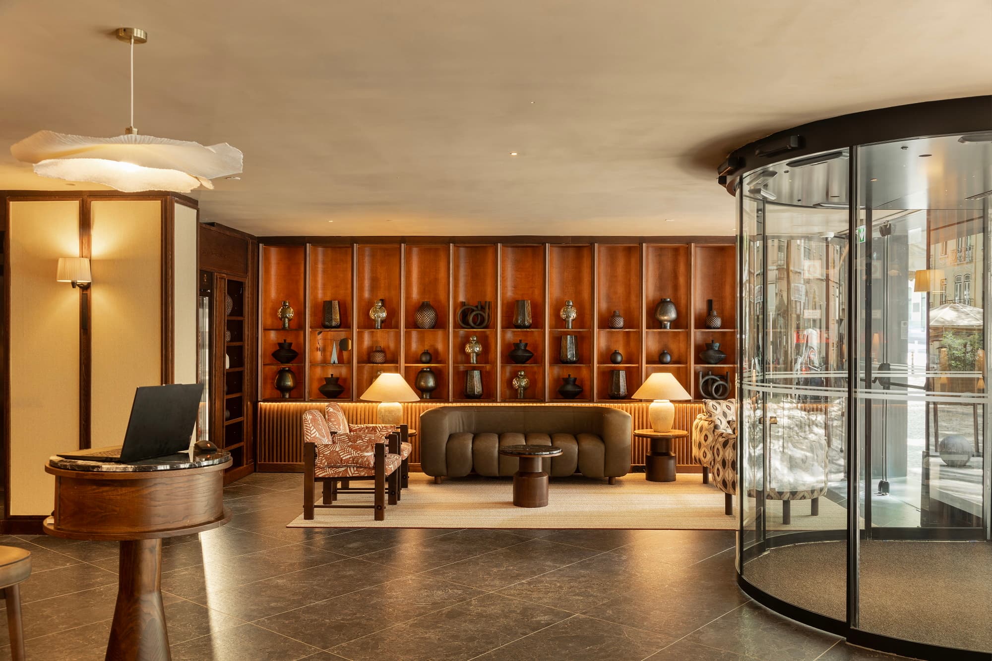 5 Evolution Valbom Lobby Living Room Checkin Entrada